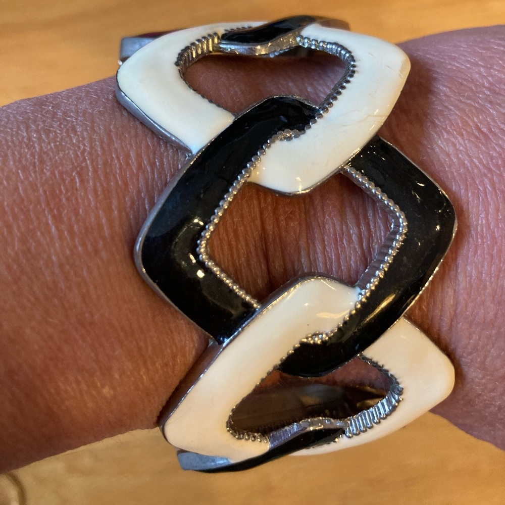 Vintage Bangle Bracelet